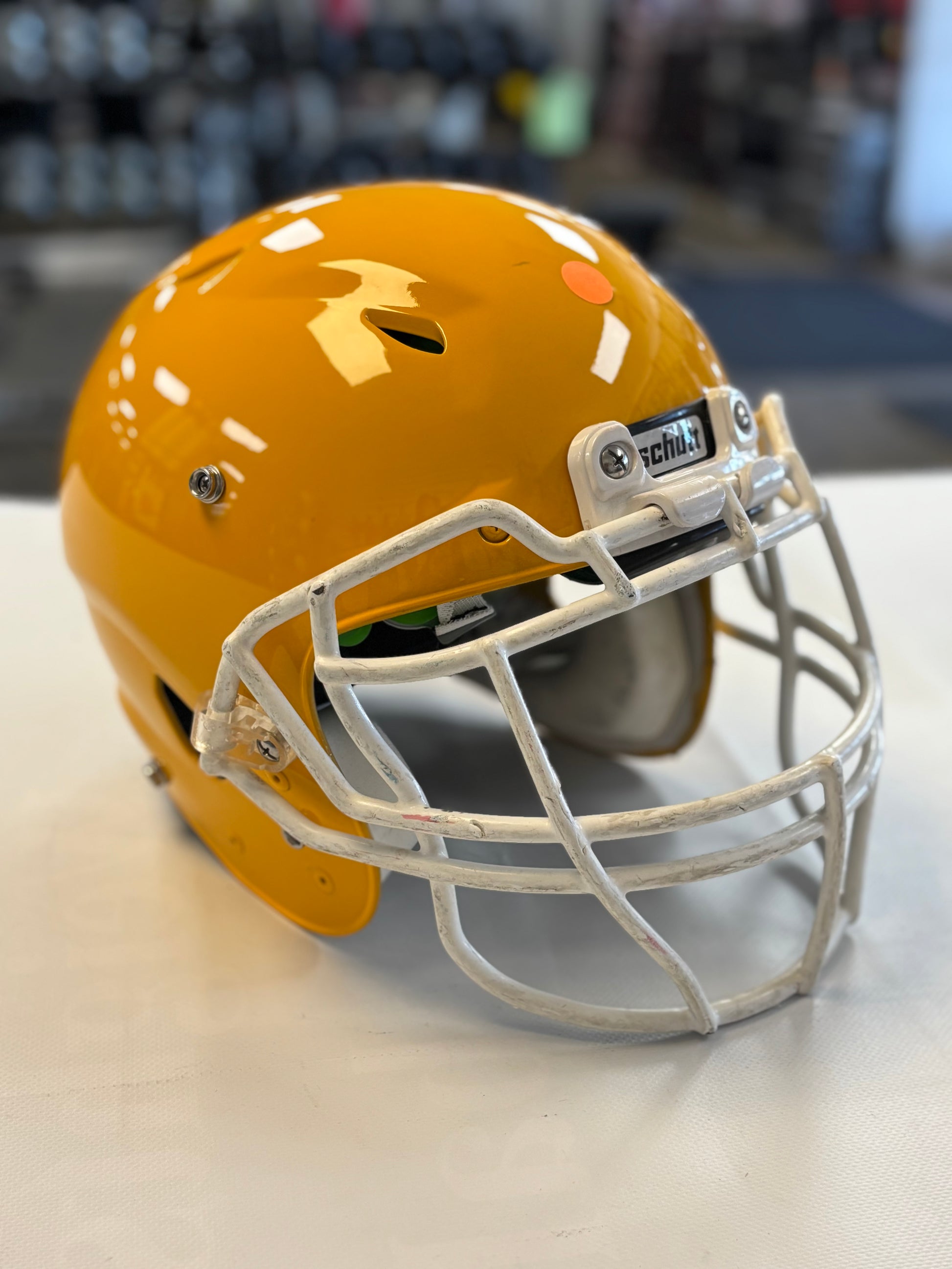 Schutt Vengeance A3 2017 Helmet- Youth Medium (used) – Sports Exchange Schutt Vengeance A3 2017 Helmet- Youth Medium (used) – Sports Exchange